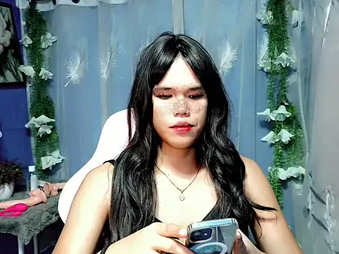 Snapshot of Slutty_Isabelle chatting on 10.19.25 Slutty Isabelle online show from 10.19.25