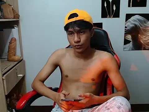 YourAsian Cummer online show from 04.27.26