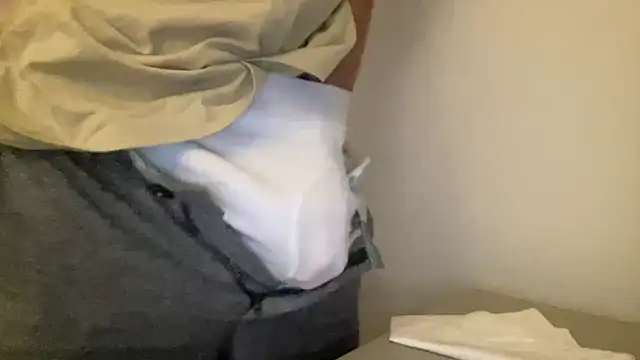 Snapshot of peterpapiNL chatting on 11.19.25 peterpapiNL online show from 11.19.25