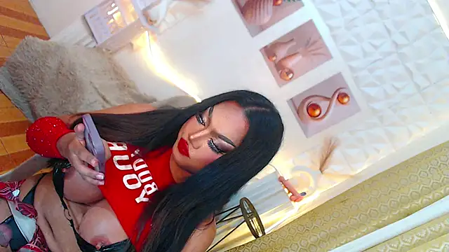 Lilly-lou online show from 05.04.26