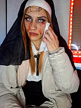 Snapshot of SlimBellaa chatting on 11.01.25 SlimBellaa online show from 11.01.25