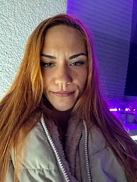 Snapshot of SlimBellaa chatting on 11.07.25 SlimBellaa online show from 11.07.25