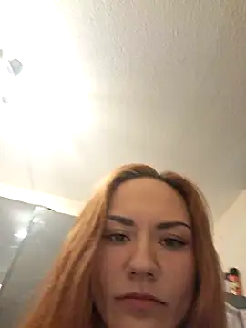 Snapshot of SlimBellaa chatting on 11.19.25 SlimBellaa online show from 11.19.25