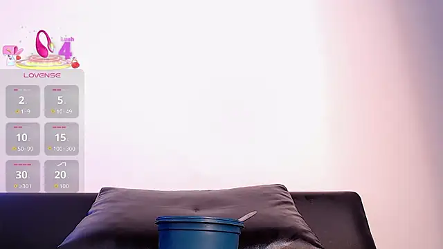 Troyy lee1 online show from 03.29.26