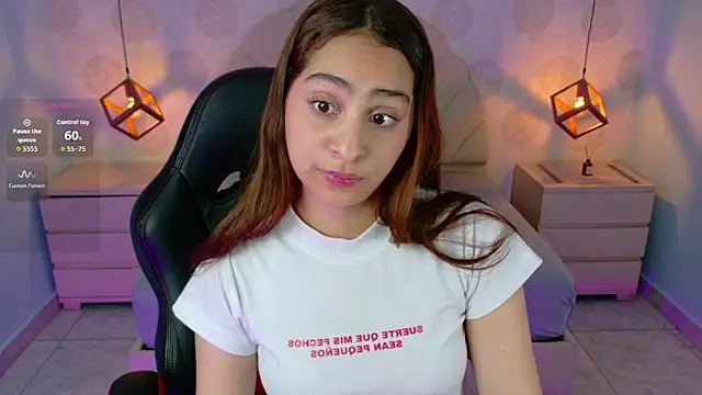 Snapshot of AIXATRISTA1 chatting on 10.04.25 AIXATRISTA1 online show from 10.04.25