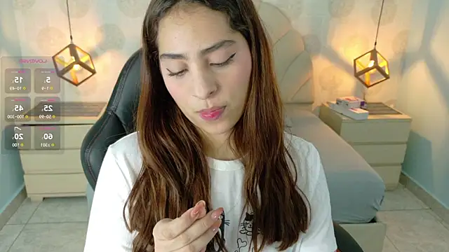 Snapshot of AIXATRISTA1 chatting on 11.13.25 AIXATRISTA1 online show from 11.13.25