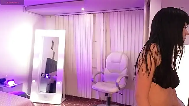 lycoris 19 online show from 04.10.26