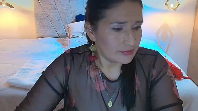 Snapshot of Barbara_fox__ chatting on 07.28.26 Barbara fox online show from 07.28.26