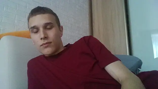 Snapshot of your___honeyy chatting on 09.13.25 your honeyy online show from 09.13.25