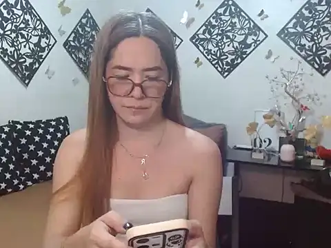 Snapshot of TheMISTRESSx69 chatting on 08.03.26 TheMISTRESSx69 online show from 08.03.26