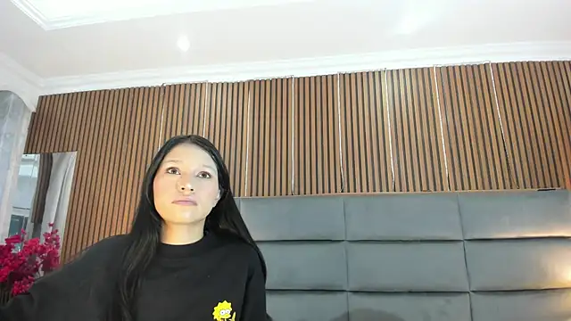 Snapshot of Sophie_Calloway chatting on 09.26.25 Sophie Calloway online show from 09.26.25