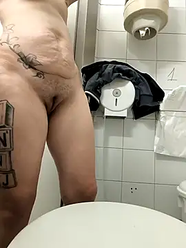 Snapshot of Junani2231 chatting on 11.28.25 Junani2231 online show from 11.28.25