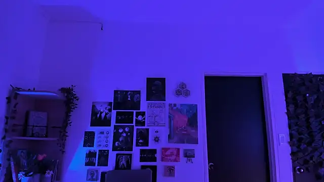 Snapshot of Lana_Herondale chatting on 11.02.25 Lana Herondale online show from 11.02.25