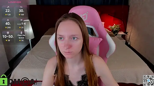 Mia E1fie online show from 11.19.25