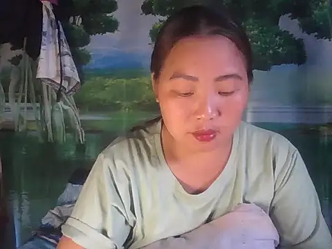 PhamPhung online show from 10.07.25