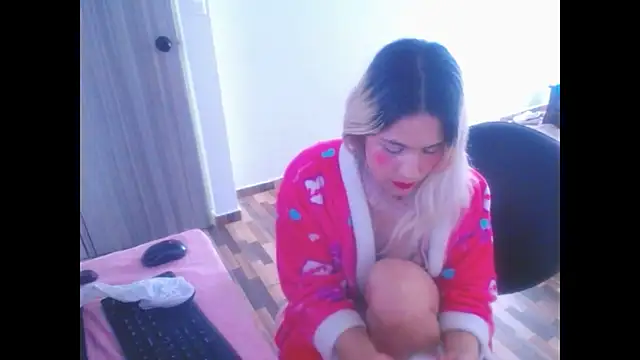 Snapshot of mystica_25 chatting on 11.19.25 mystica 25 online show from 11.19.25