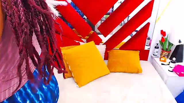 AmbarSmit online show from 12.22.25