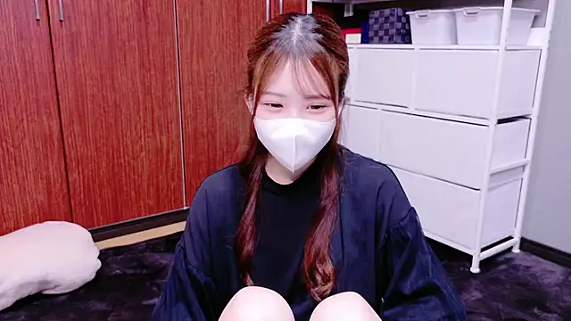 Snapshot of Ema_o0_chan chatting on 11.01.25 Ema o0 chan online show from 11.01.25