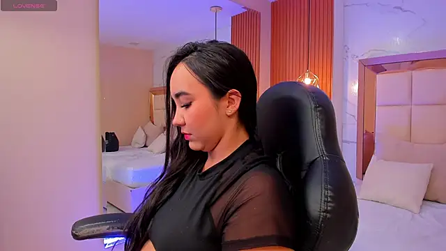 julieta rosee online show from 05.02.26