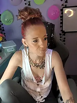 Purple2StayThnxx online show from 09.21.25