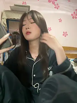 Snapshot of CoCo-s chatting on 03.15.26 CoCo-s online show from 03.15.26