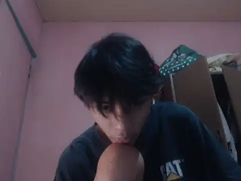 Snapshot of Kyoshi_19 chatting on 06.18.26 Kyoshi 19 online show from 06.18.26