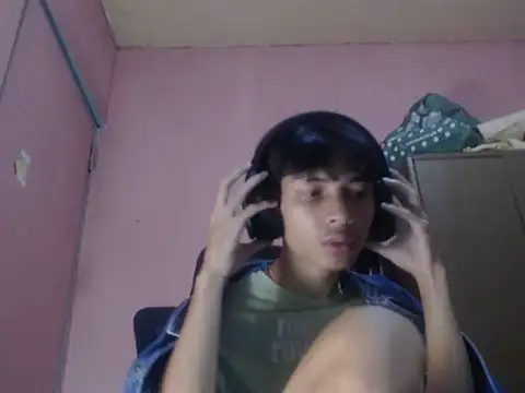 Snapshot of Kyoshi_19 chatting on 07.28.26 Kyoshi 19 online show from 07.28.26