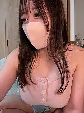 Snapshot of miyuki105 chatting on 10.04.25 miyuki105 online show from 10.04.25