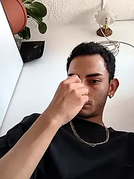 Snapshot of Exlifer chatting on 02.04.26 Exlifer online show from 02.04.26