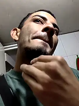 Snapshot of Exlifer chatting on 04.04.26 Exlifer online show from 04.04.26