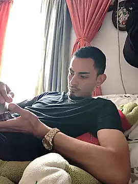 Snapshot of Exlifer chatting on 04.05.26 Exlifer online show from 04.05.26