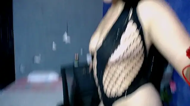 Snapshot of Karina_sweet1 chatting on 09.24.25 Karina sweet1 online show from 09.24.25