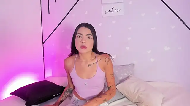 Snapshot of MiahCornell_ chatting on 03.12.26 MiahCornell online show from 03.12.26