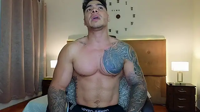 Snapshot of Steven_Velez chatting on 02.07.26 Steven Velez online show from 02.07.26