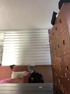 Snapshot of Sallem_Pink chatting on 05.21.26 Sallem Pink online show from 05.21.26