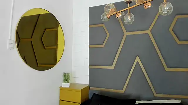 MeganHoffmaan online show from 10.07.25