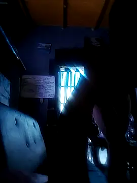 Snapshot of demianmont chatting on 11.01.25 demianmont online show from 11.01.25