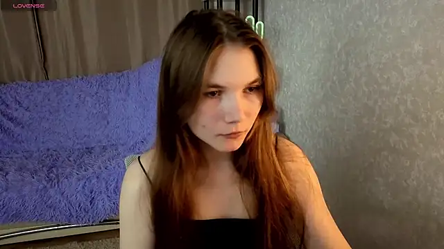 Snapshot of Nika_OMG chatting on 10.08.25 Nika OMG online show from 10.08.25