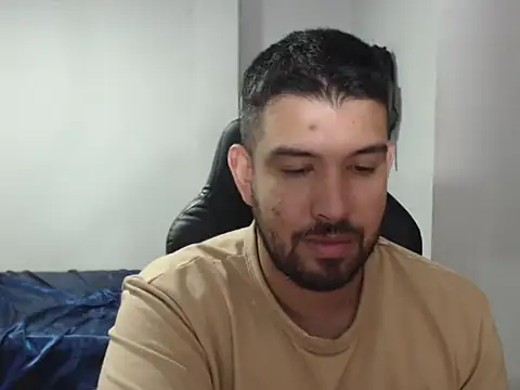 Axel11113 online show from 09.22.25