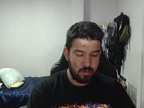 Axel11113 online show from 10.18.25