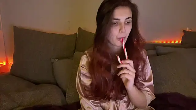 Vivalenti Kiss online show from 12.14.25