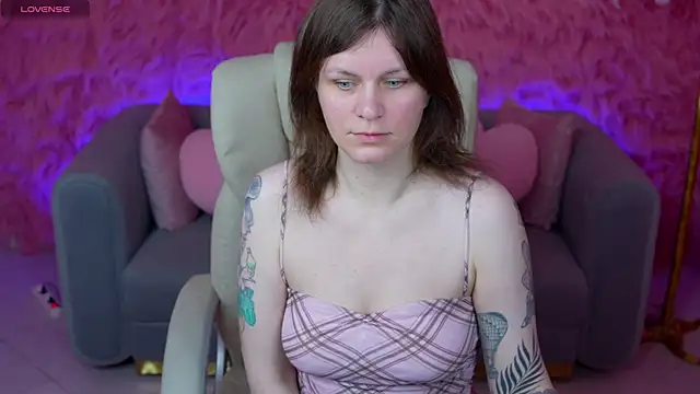 TinaMelt online show from 05.02.26