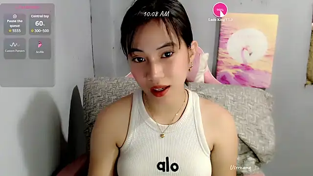 Snapshot of Rainea149 chatting on 05.28.26 Rainea149 online show from 05.28.26