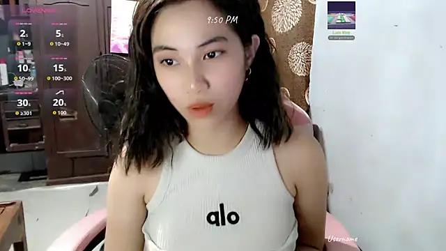 Snapshot of Rainea149 chatting on 06.27.26 Rainea149 online show from 06.27.26