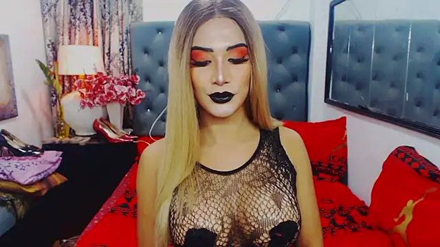 Snapshot of Mistress4fun chatting on 02.22.26 Mistress4fun online show from 02.22.26