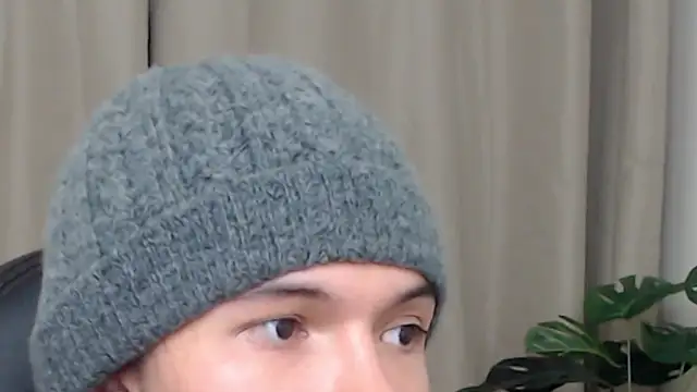 Xoxo Smiles online show from 12.19.25