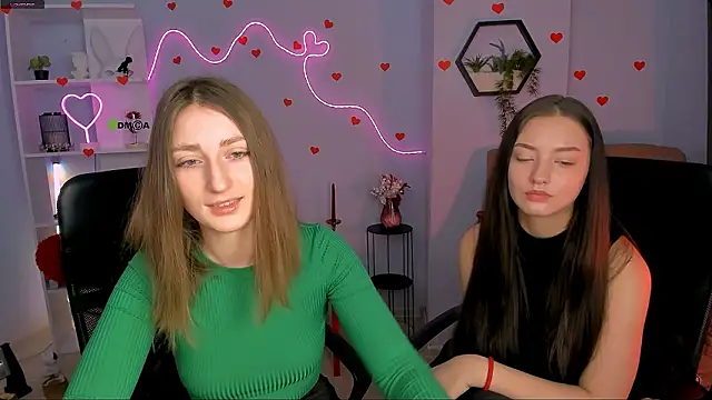 eva smiith  online show from 02.20.26