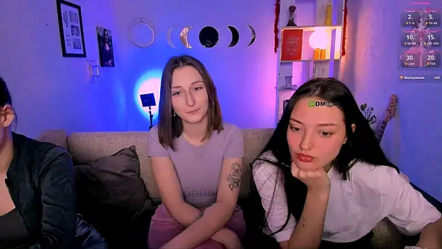 eva smiith  online show from 04.30.26