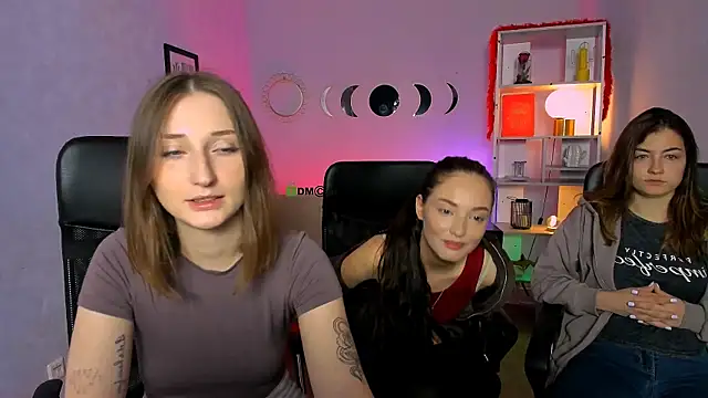 Snapshot of eva_smiith_ chatting on 05.27.26 eva smiith online show from 05.27.26