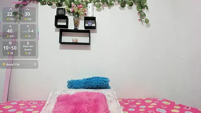 Anni petite  online show from 10.19.25